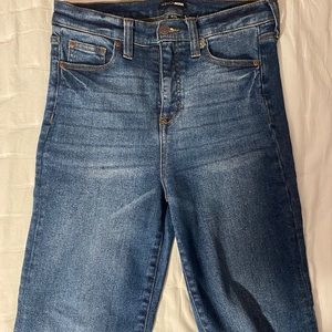 High waisted denim jeans